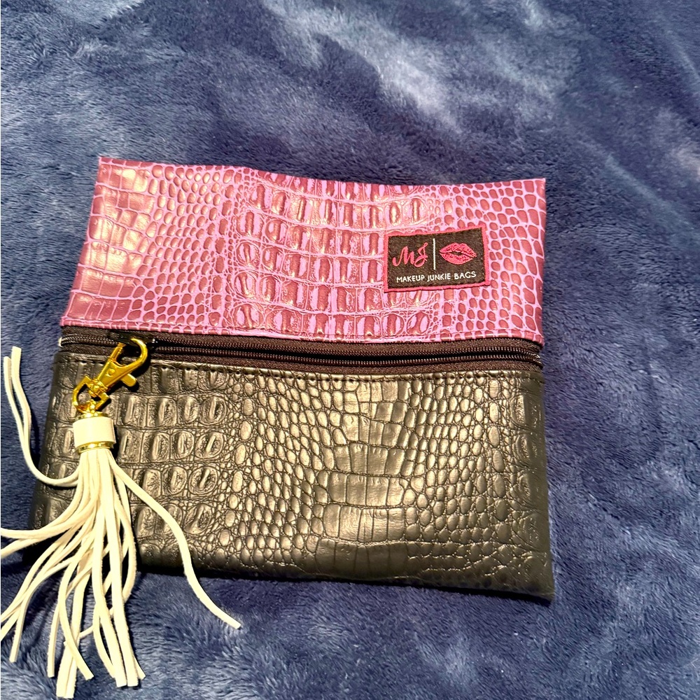 Small Makeup Junkie Bag Limited Edition Siderweb lining